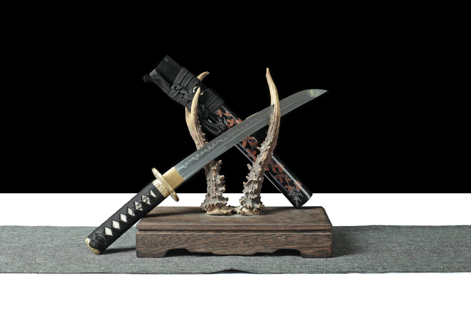 1095 Steel Katana - Handmade Japanese samurai sword with Floral Scabbard and Copper Fittings
