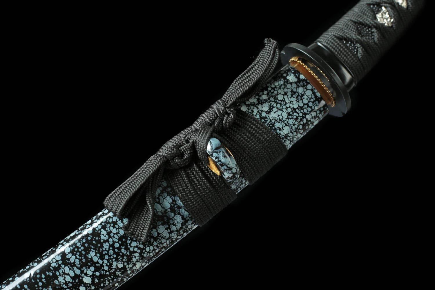 1060 Steel Katana - Handmade Japanese samurai sword with Lacquered Saya and Iron Fittings