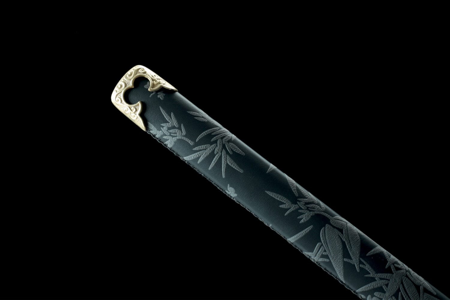 1095 steel Handcrafted Chinese Sabers With Black Scabbard