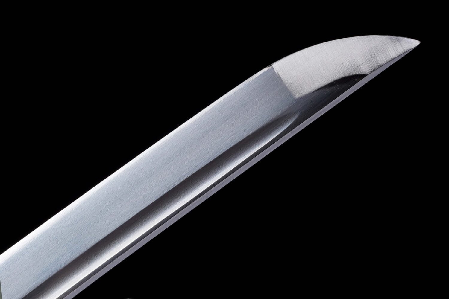 1060 Steel Katana - Handmade Japanese samurai sword with Lacquered Saya and Iron Fittings
