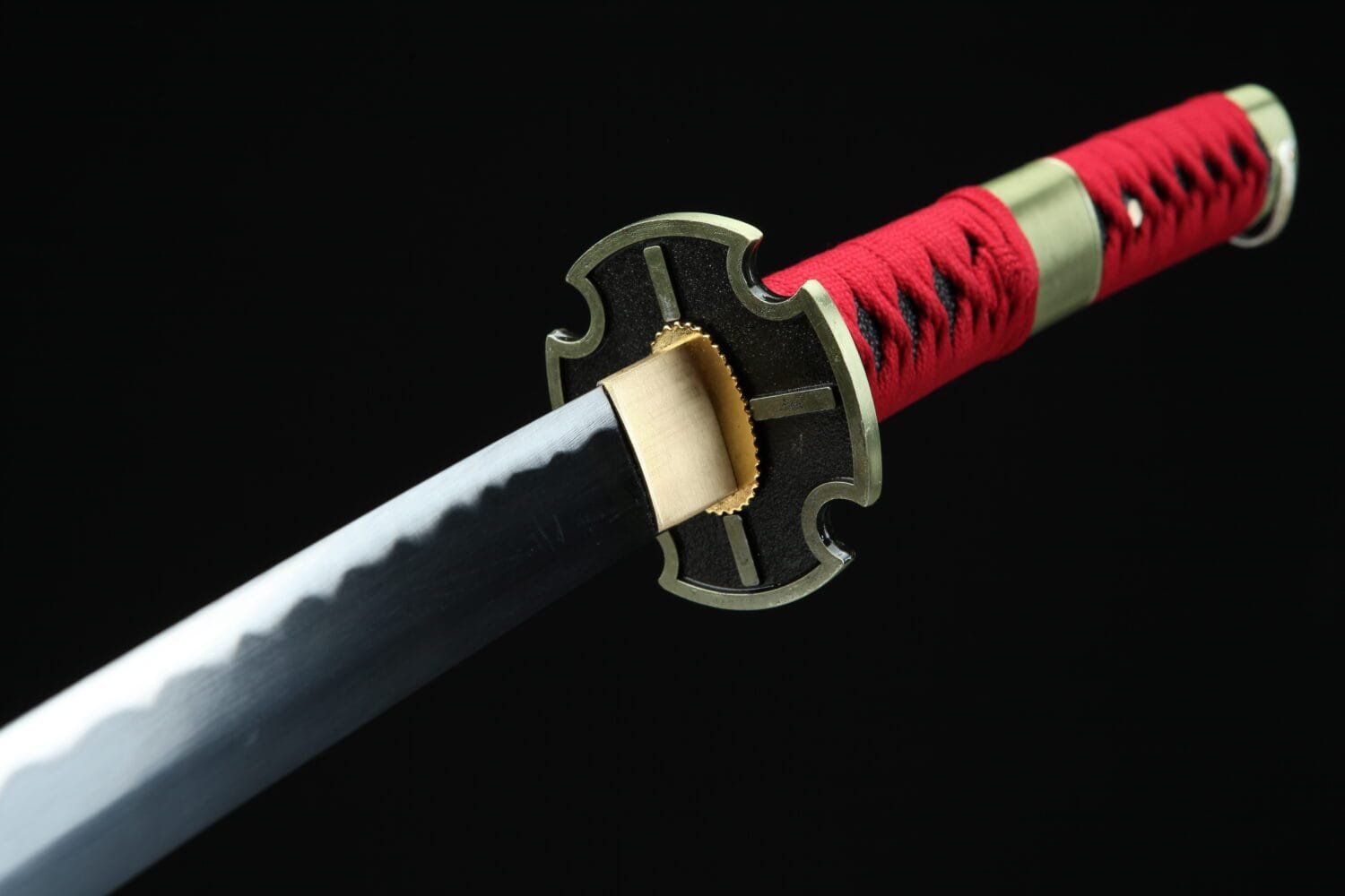 ‎One Piece- Roronoa Zoro Sandai Kitetsu Katana Samurai Sword Replica With 1060 steel