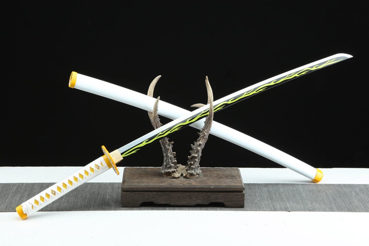 Agatsuma Zenitsu Sword-Demon Slayer Sword With 1060 steel