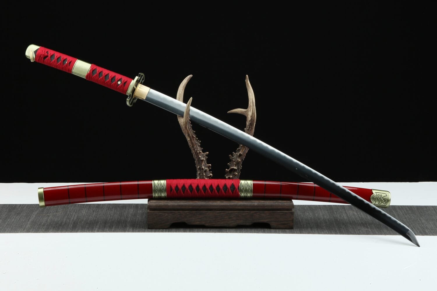 ‎One Piece- Roronoa Zoro Sandai Kitetsu Katana Samurai Sword Replica With 1060 steel