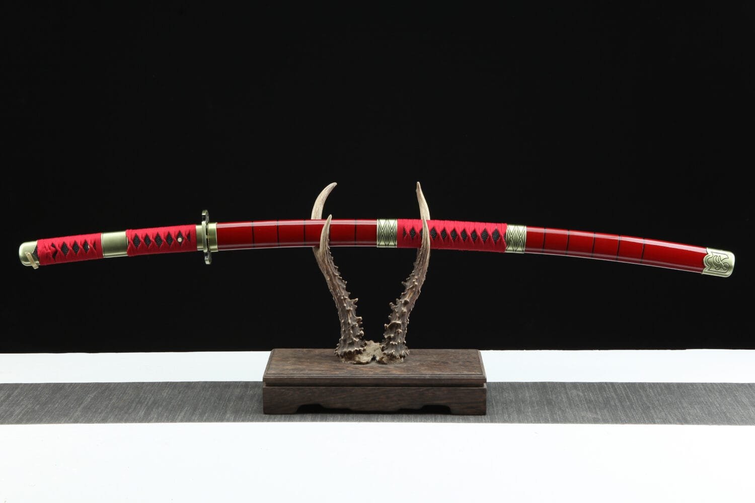 ‎One Piece- Roronoa Zoro Sandai Kitetsu Katana Samurai Sword Replica With 1060 steel