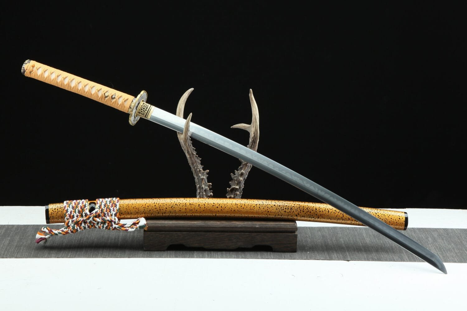 1095 Steel Clay-tempered-Handmade Japanese samurai sword