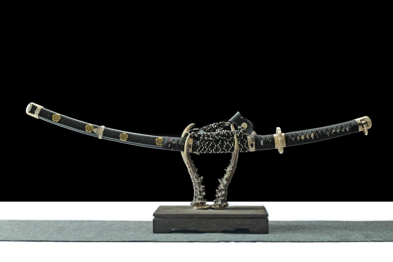 Handmade Japanese samurai sword-1060 Carbon Steel  - Black Devil Too Knife