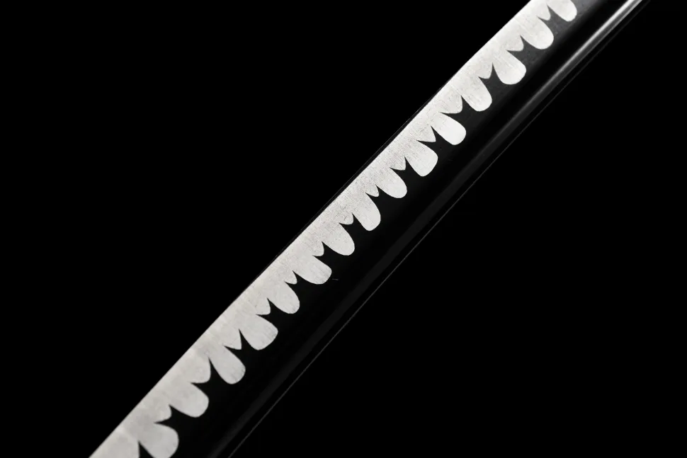 BE09F020-1449-8A82-C3C4-42A91F440DC3 handmade Japanese katana with a black snowflake scabbard, made from 1095 steel