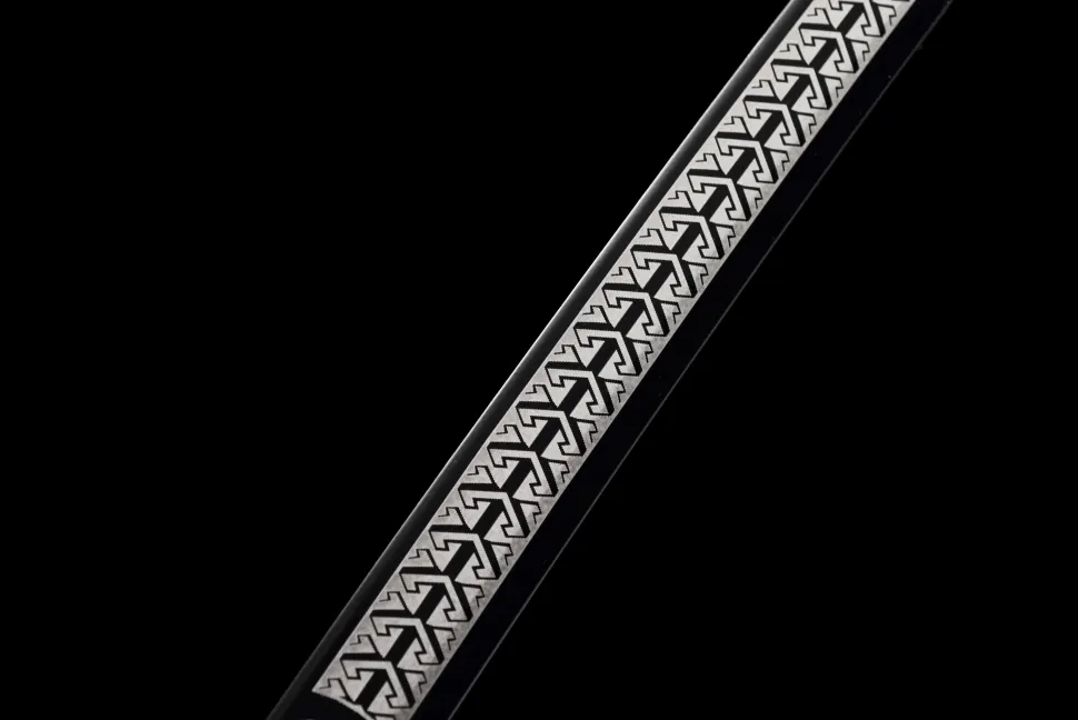 DM_20250116091305_003 A handmade Japanese katana with a blue snowflake scabbard, made from 1095 steel