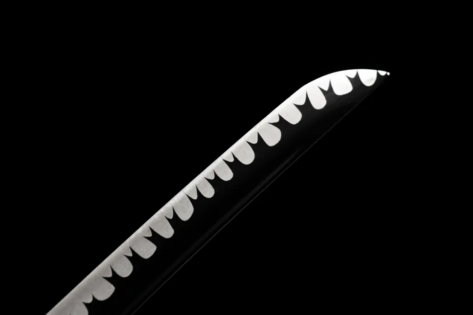 E4DF6A18-A08B-9A6A-9185-6E72788CDD01 handmade Japanese katana with a black snowflake scabbard, made from 1095 steel