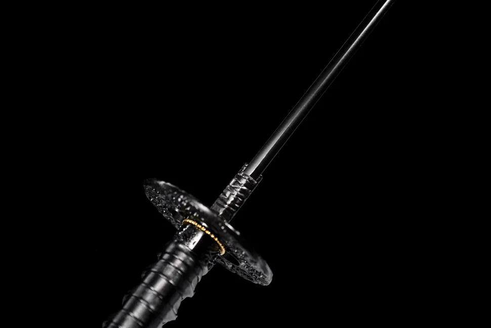 EA5A836E-FC63-3810-D33D-74996C8A0DAB handmade Japanese katana with a black snowflake scabbard, made from 1095 steel