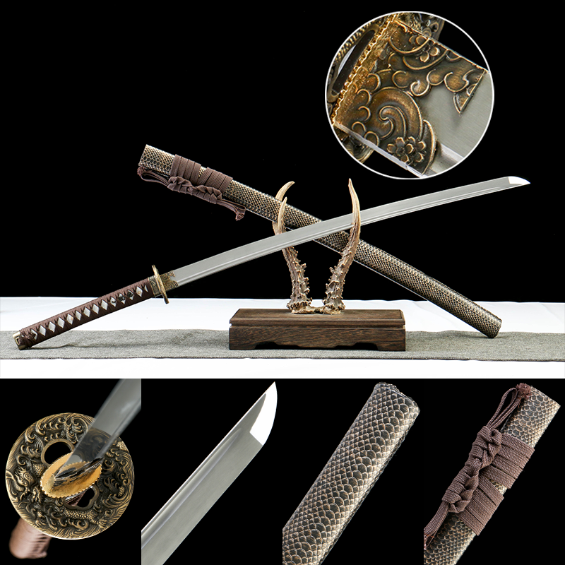 2024刀主图-恢复的-恢复的-恢复的 65Mn steel  - Pure Hand-Forged Katana - Green Wood Scabbard - Zinc Alloy Fitting - Scales - Black Feather