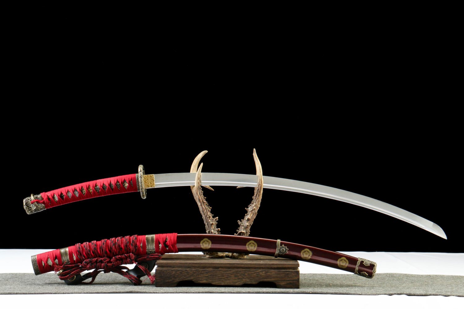 1065 Steel - Pure Hand-Forged Katana - Green Leather Scabbard - Zinc Alloy Fitting - Red - Shadow Rock