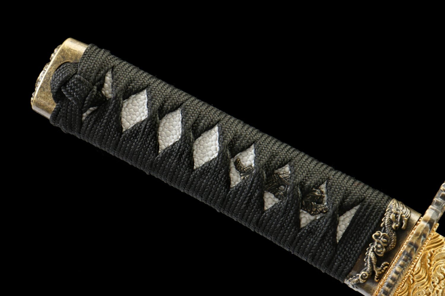 IMG_0124 T10 steel - pure hand-forged samurai sword - earth-covered burnt blade - green leather sheath - lingling