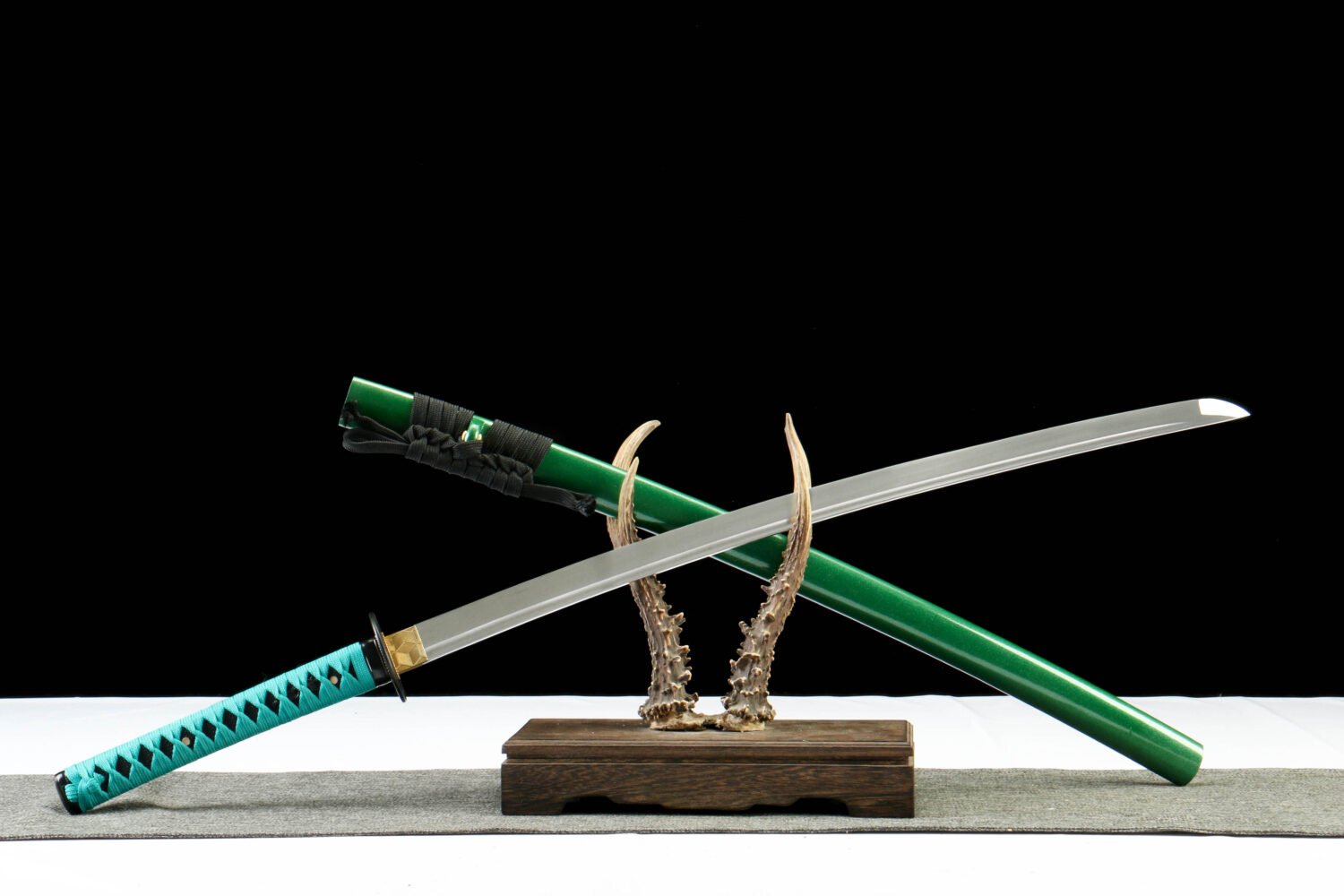 1065 steel - pure handmade Japanese samurai sword - green leather sheath - Cuilang