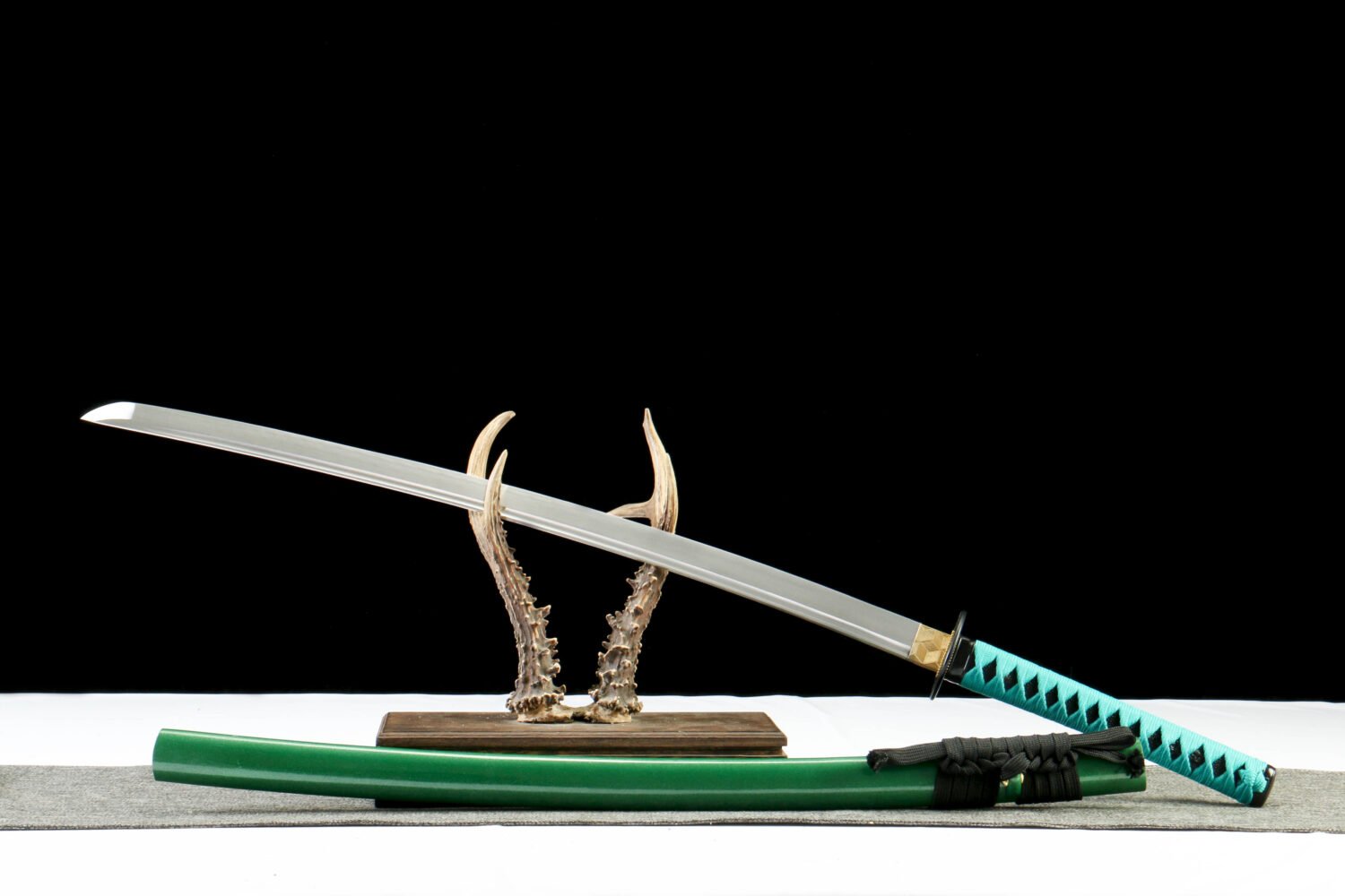 1065 steel - pure handmade Japanese samurai sword - green leather sheath - Cuilang