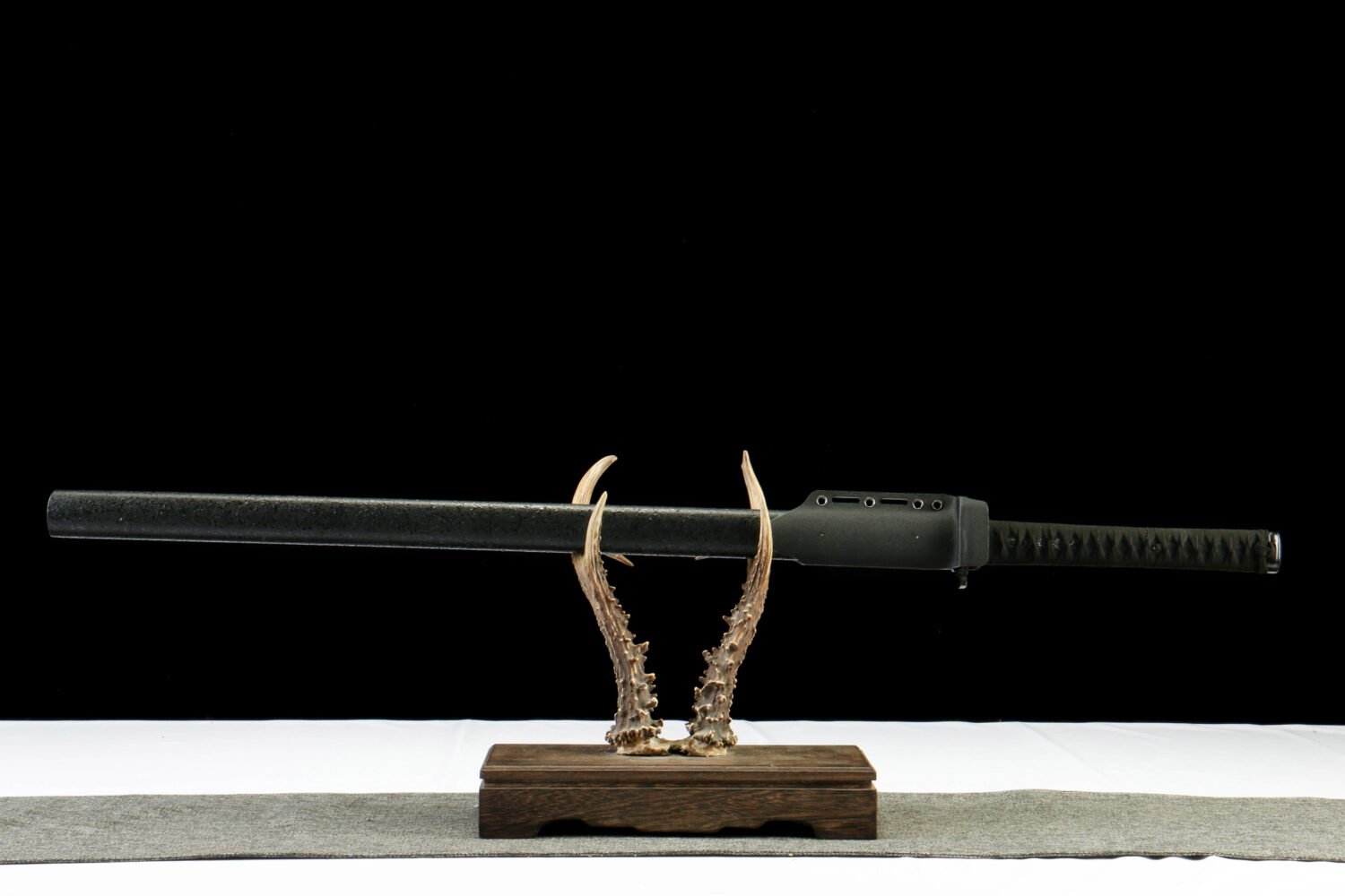 1060 carbon steel – pure hand-made Japanese katana – solid wood paint + half K sheath – Reaper series sword-Reaper-Demon Child