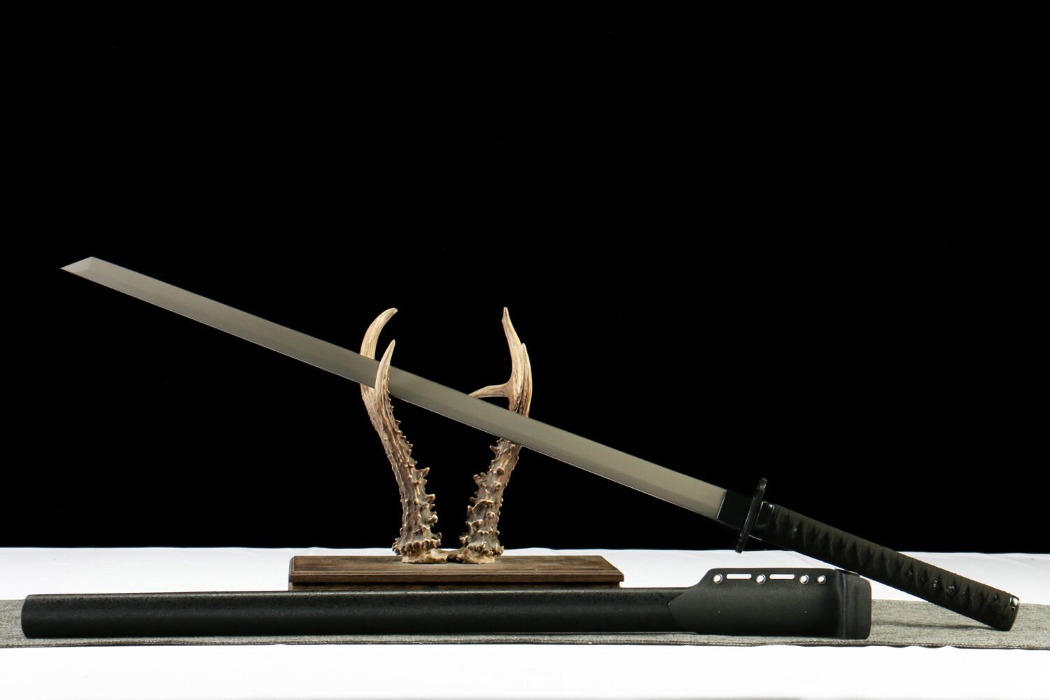 1060 carbon steel – pure hand-made Japanese katana – solid wood paint + half K sheath – Reaper series sword-Reaper-Demon Child