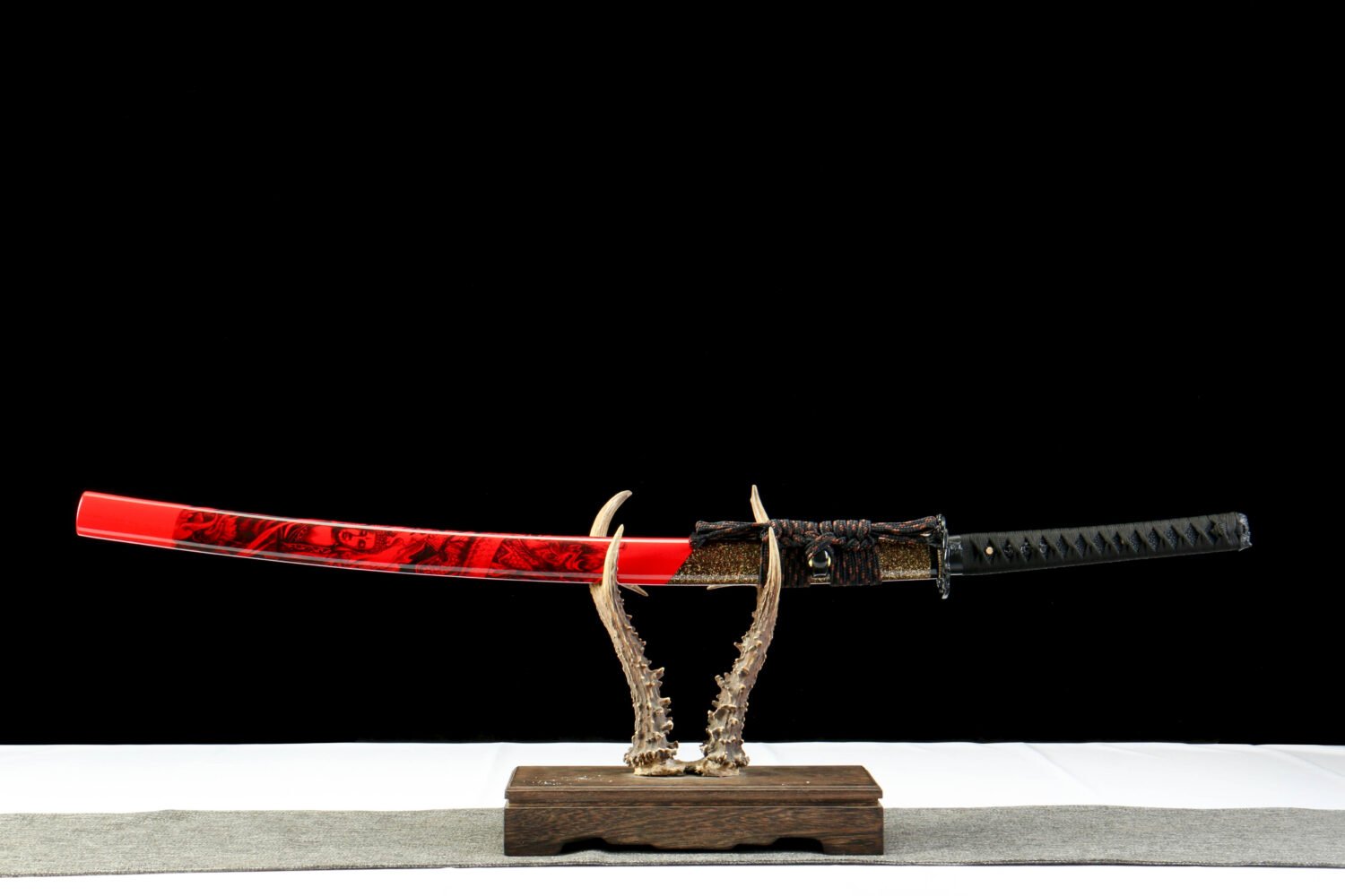 IMG_8246 65Mn  Steel-Purely Handmade Japanese Katana - Green Wood Scabbard - Zinc Alloy Fitting - Red and Black - Red Fantasy