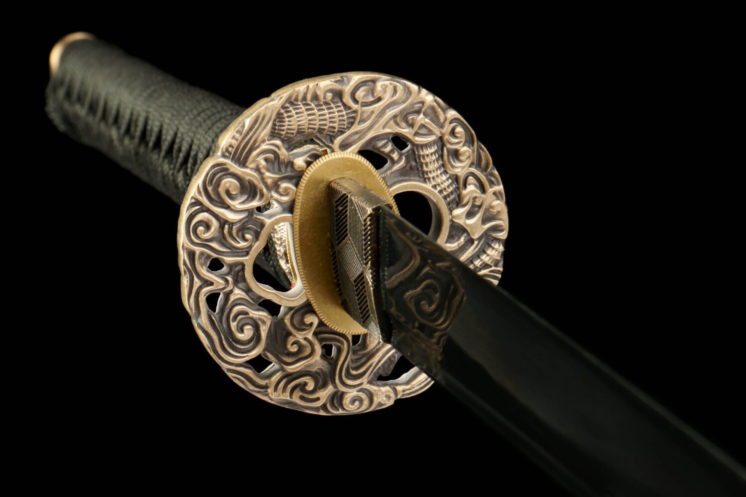 IMG_8329 Patterned Steel - Purely Hand-Forged Katana - Green Leather Scabbard - Copper Hardware - Roasted Black - Purgatory Vein