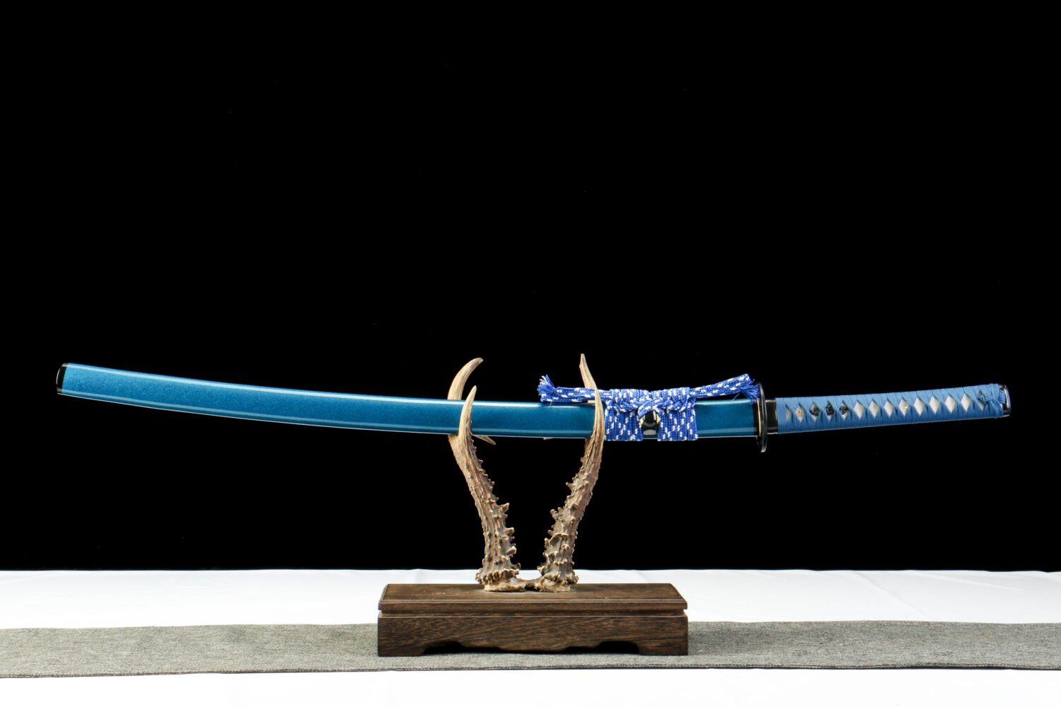 Damascus steel - pure handmade Japanese katana - green leather sheath - iron fittings - genuine leather handle - blue - Cang Liu