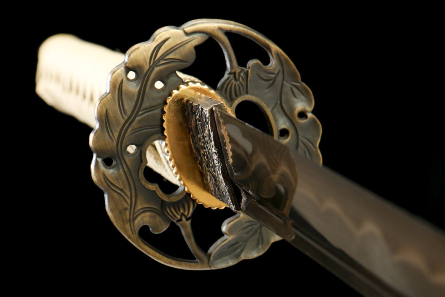 IMG_8885 T10 steel - pure handmade Japanese samurai sword - earth-covered burnt blade - green leather sheath - baked gold - gold flash