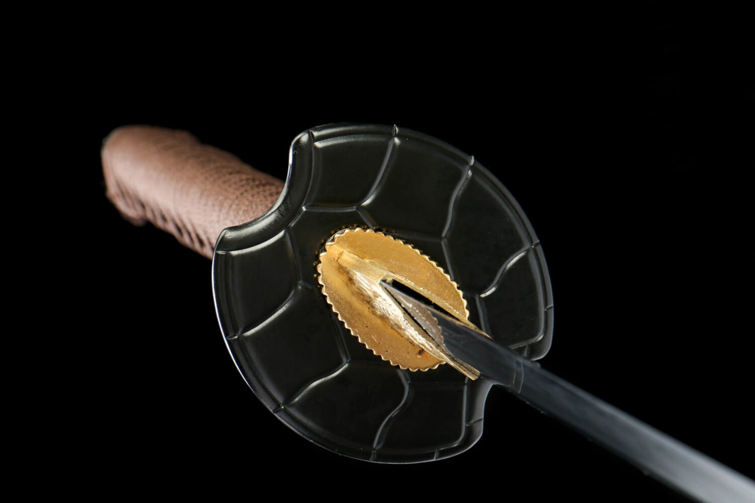 IMG_9478 1065 steel - pure handmade Japanese katana - green leather sheath - brown - brilliant flame