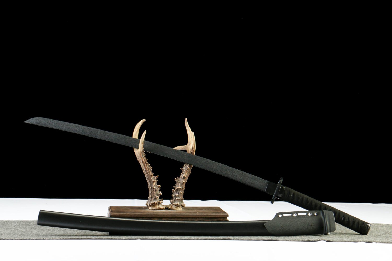 1060 carbon steel – pure hand-made Japanese katana – solid wood paint + half K sheath – Reaper series sword-Reaper-Cyclone