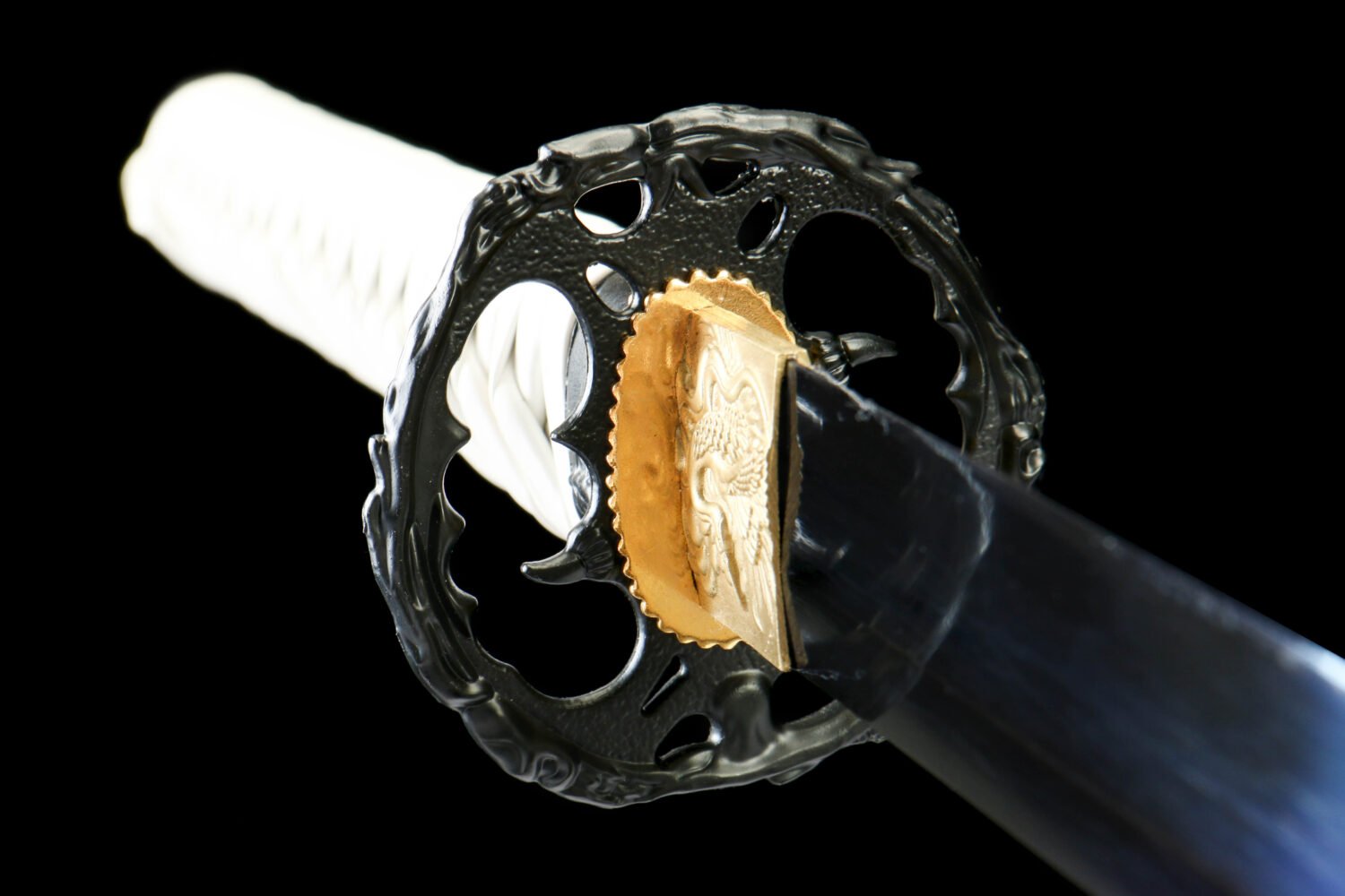 IMG_9944 1065 steel - pure hand-forged samurai sword - green leather sheath - roasted blue - dark mist