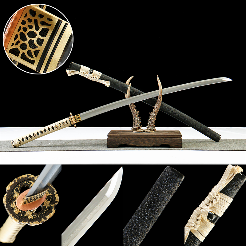 Damascus Steel Patterned Steel - Handmade Japanese Katana - Fish Skin Scabbard - Copper Gilded Silver - Folding Tricolor Pattern - Dark Road