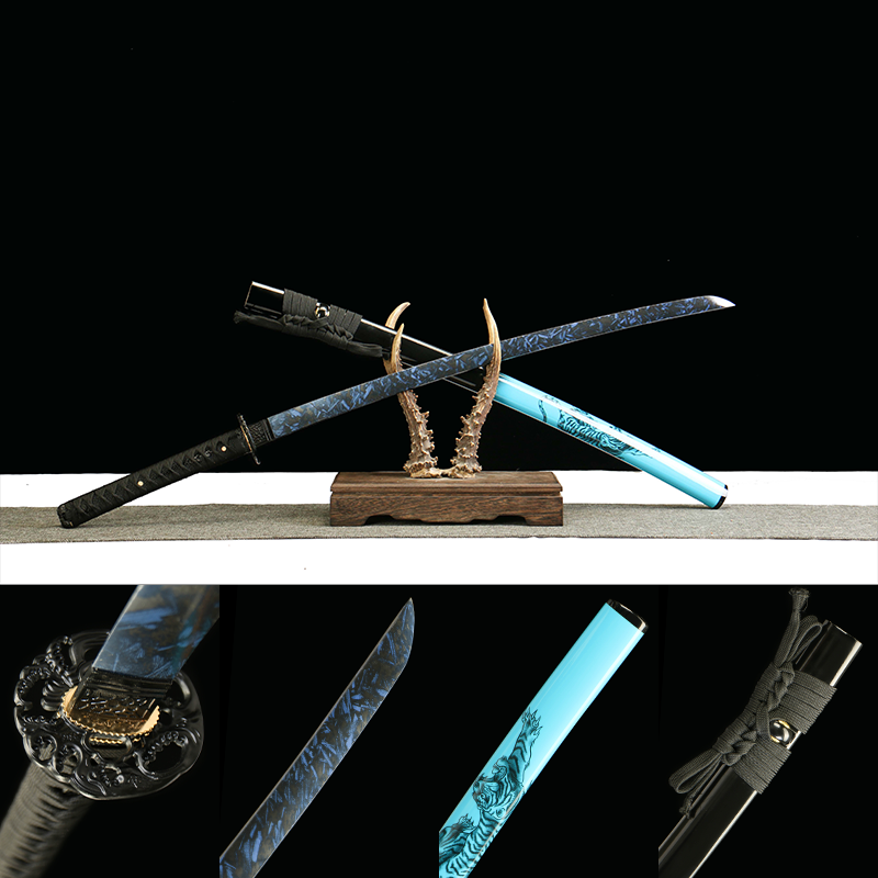 1045 steel - pure handmade Japanese katana - green leather sheath - zinc alloy fittings - Dusk Fang