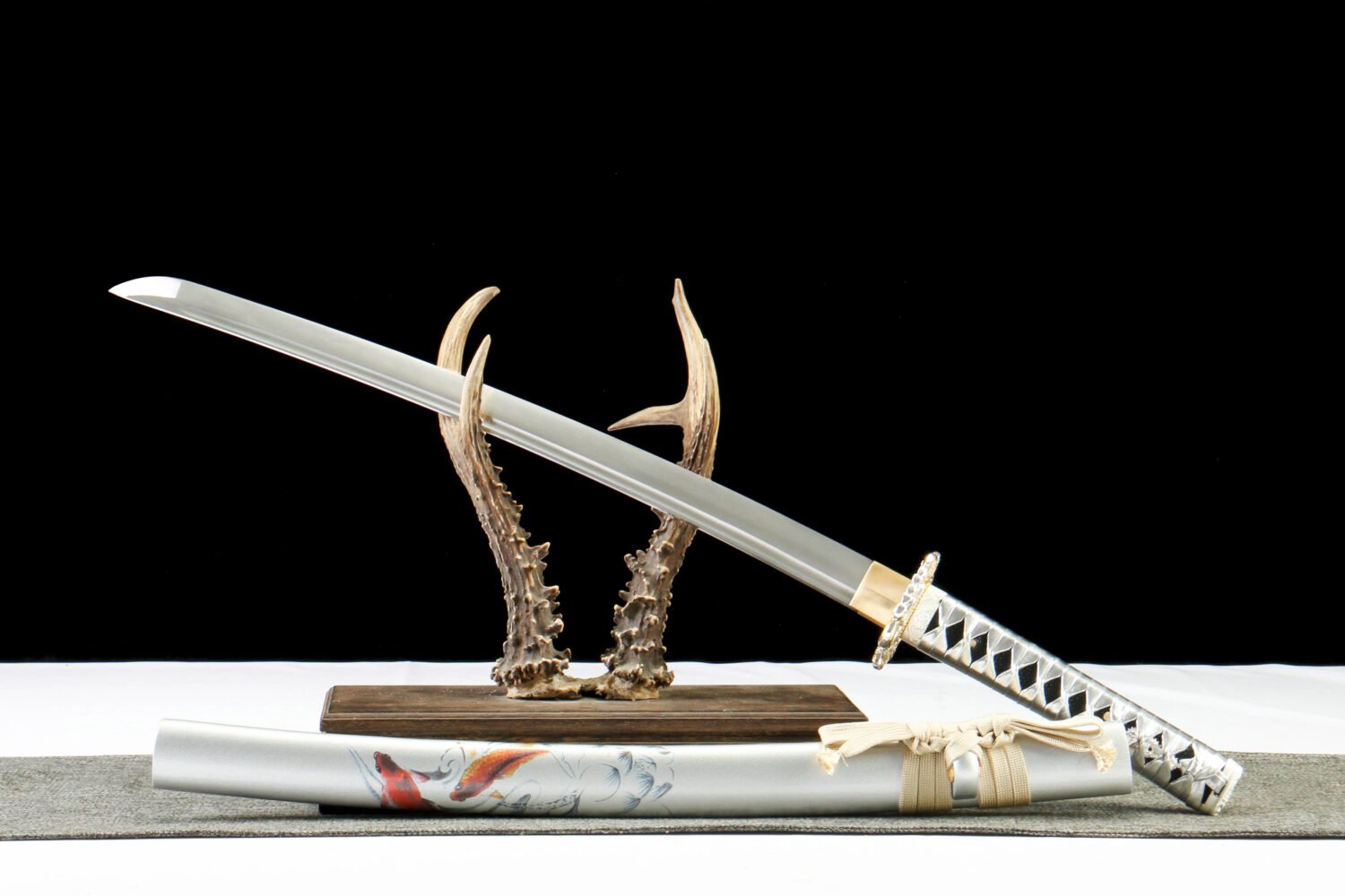 IMG_0540 1065 steel - pure handmade Japanese katana - alloy fittings - green leather sheath - koi wakizashi