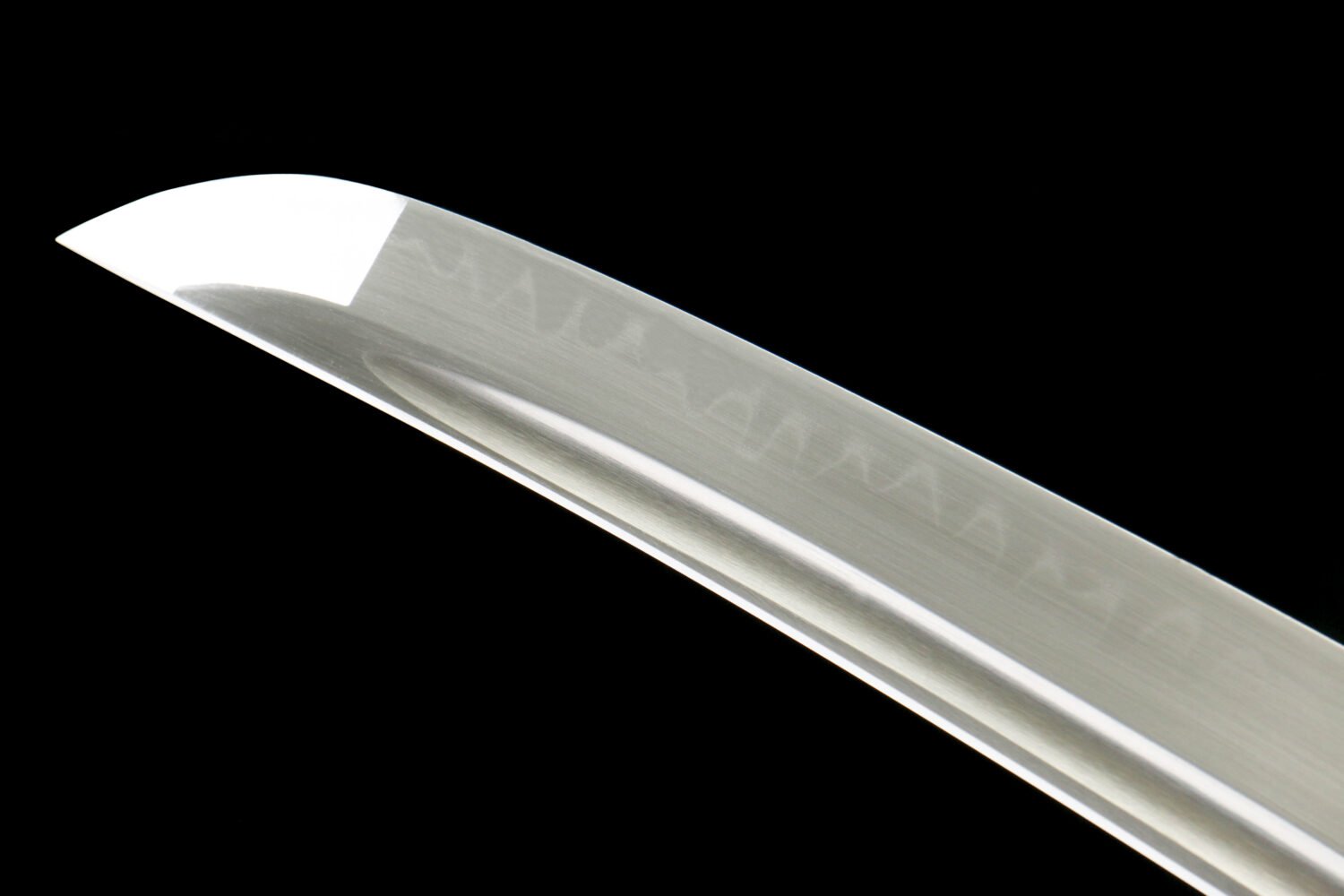 IMG_0603 T10 steel - pure handmade Japanese katana - earth-covered burnt blade - green leather sheath - iron fittings - shadow-carved short knife