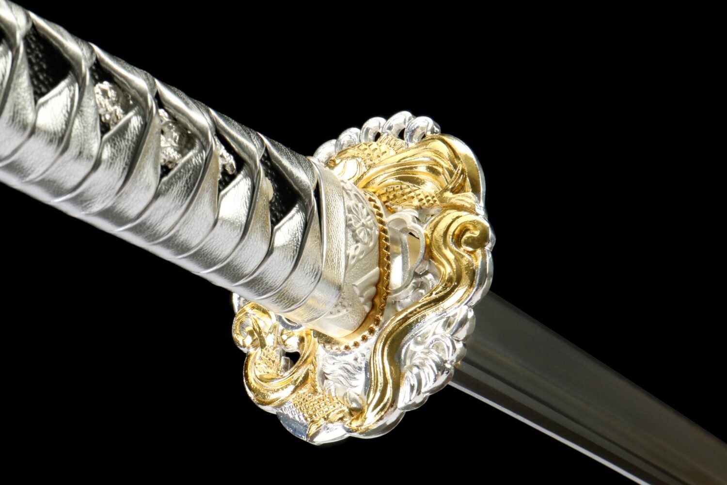 IMG_0651 1065 steel - pure handmade Japanese katana - alloy fittings - green leather sheath - koi wakizashi