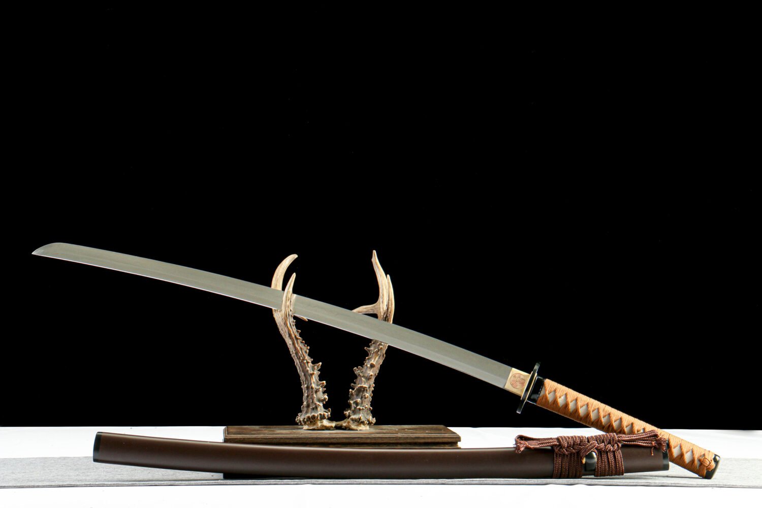T10 steel - pure handmade Japanese samurai sword - earth-covered and burned blade - iron tools - sunset