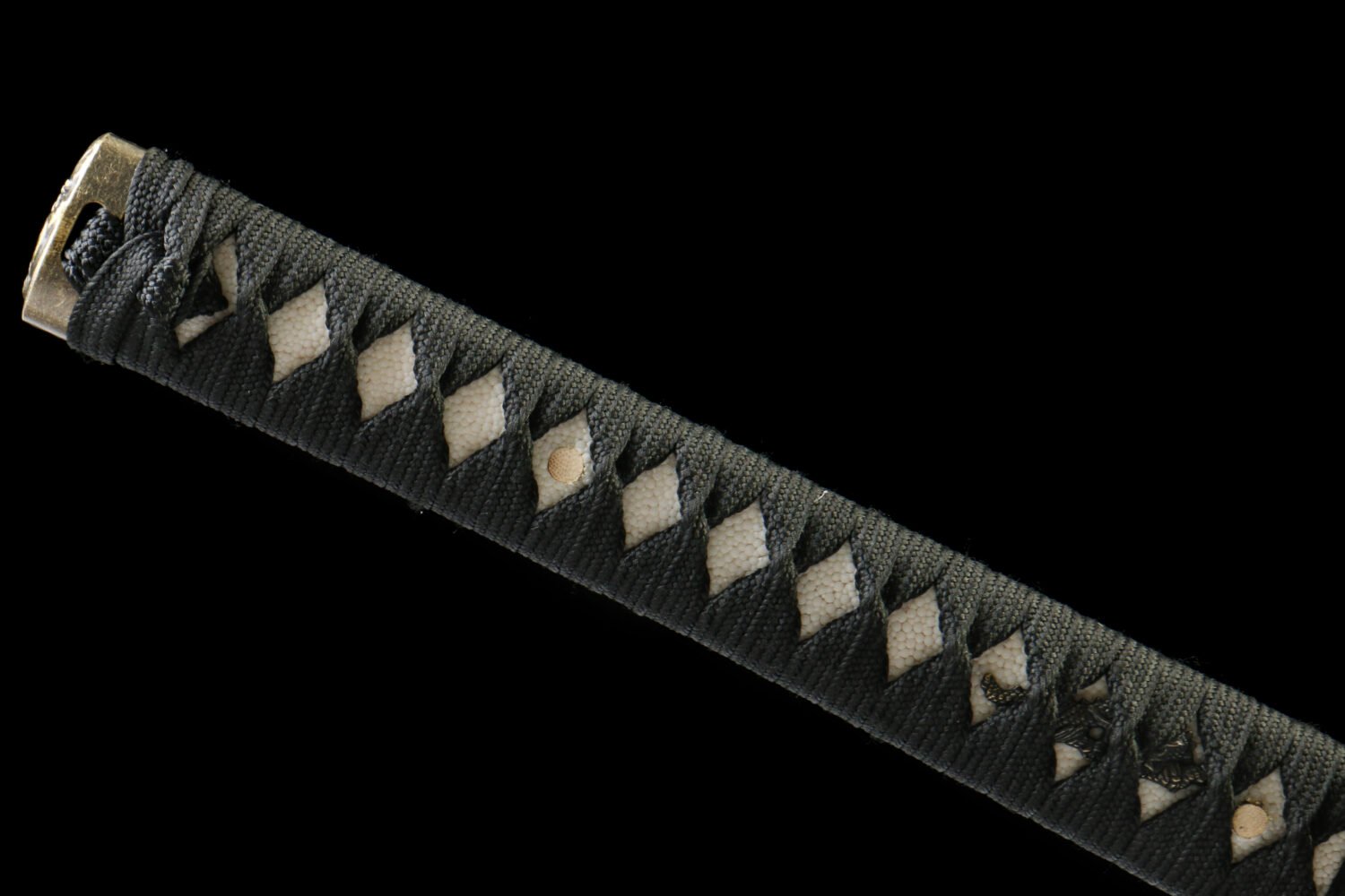 IMG_1265 1065 steel - pure hand-forged samurai sword - zinc alloy fittings - green leather sheath - black - night crossing