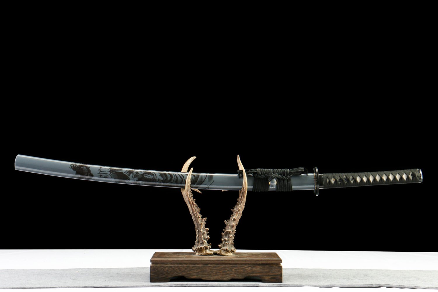 IMG_2229 1065 steel - pure hand-forged samurai sword - iron equipment - real fish skin high carbon steel samurai sword - Mo Rui