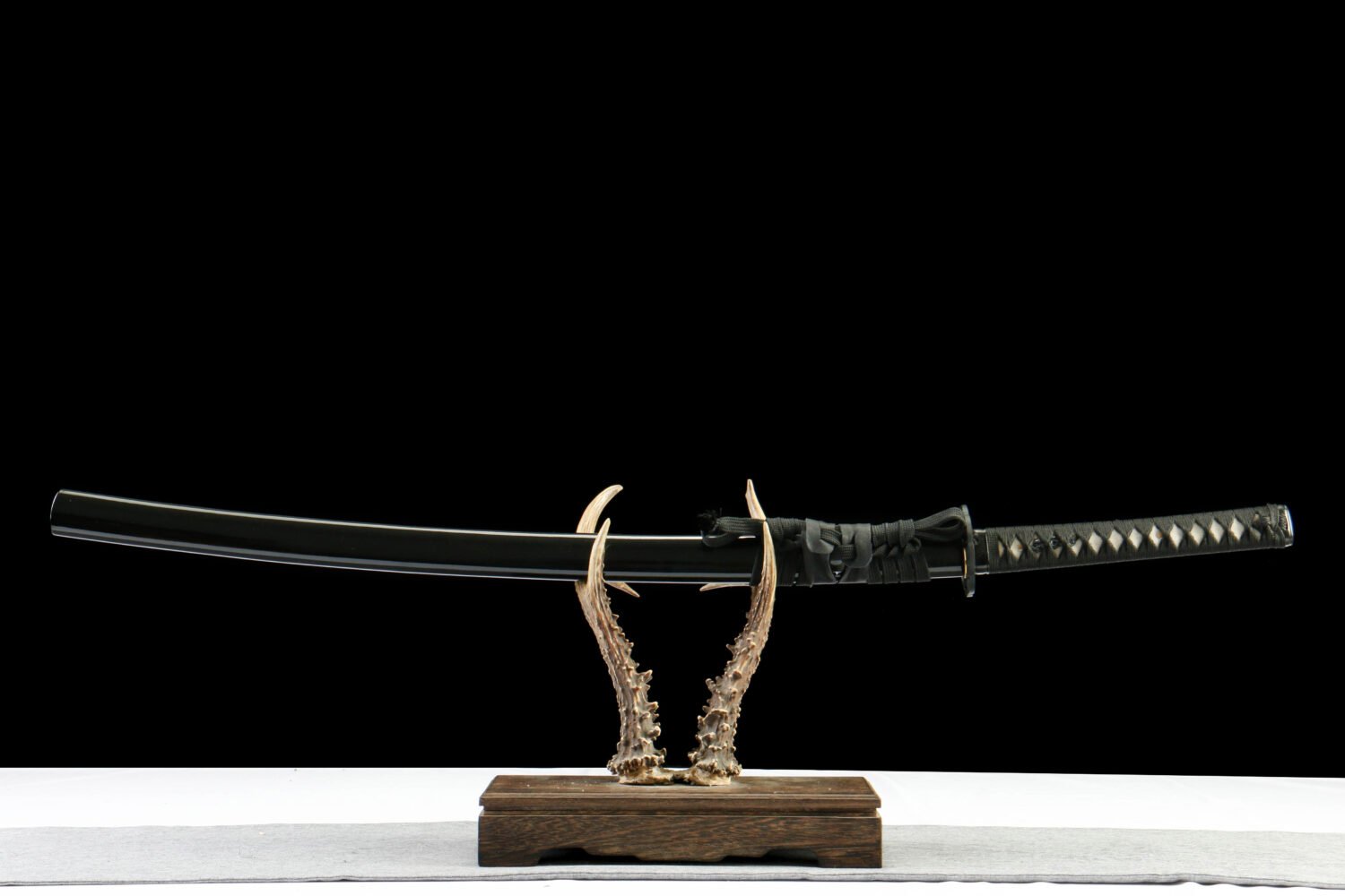 IMG_2232 1065 steel - pure hand-forged samurai sword - iron equipment - special low-carbon high-carbon steel samurai sword - Jinmiefeng