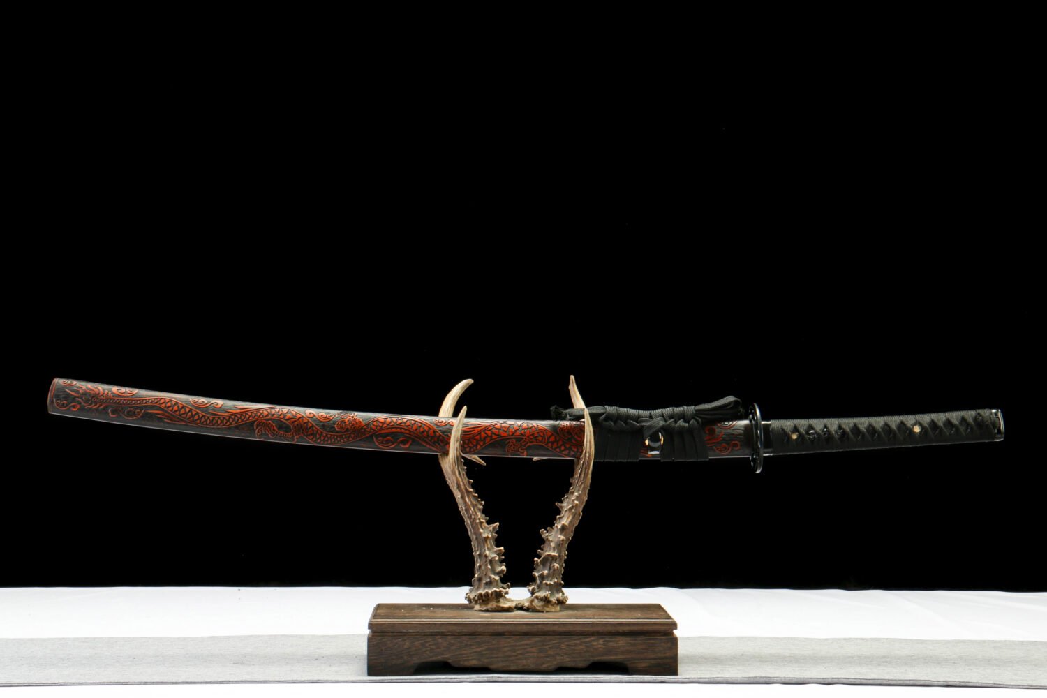 Carbon steel + ceramic coating - pure hand-forged samurai sword - iron equipment - ceramic coating engraved dragon sheath samurai sword - black handle