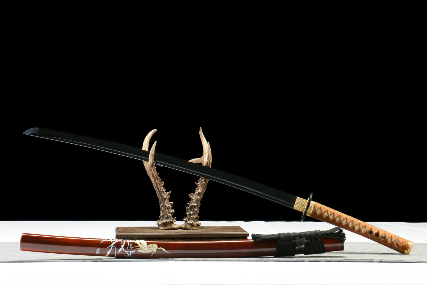 IMG_2584 1065 steel - pure handmade Japanese katana - green leather sheath - iron fittings - crane high carbon steel blackened katana - brown blade