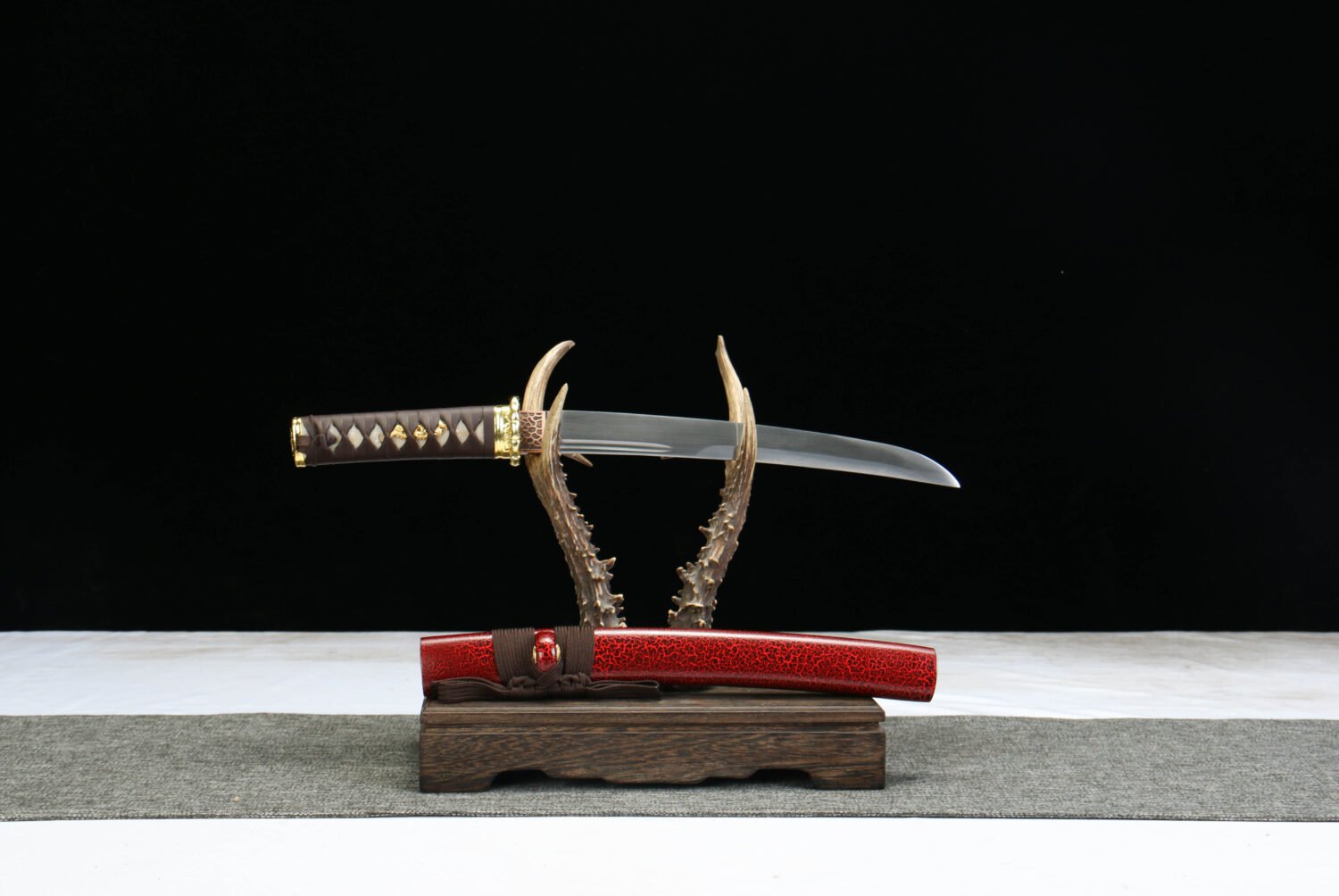 IMG_4955 1065 steel - pure handmade Japanese katana - green leather sheath - zinc alloy fittings - reddish brown - skyfire