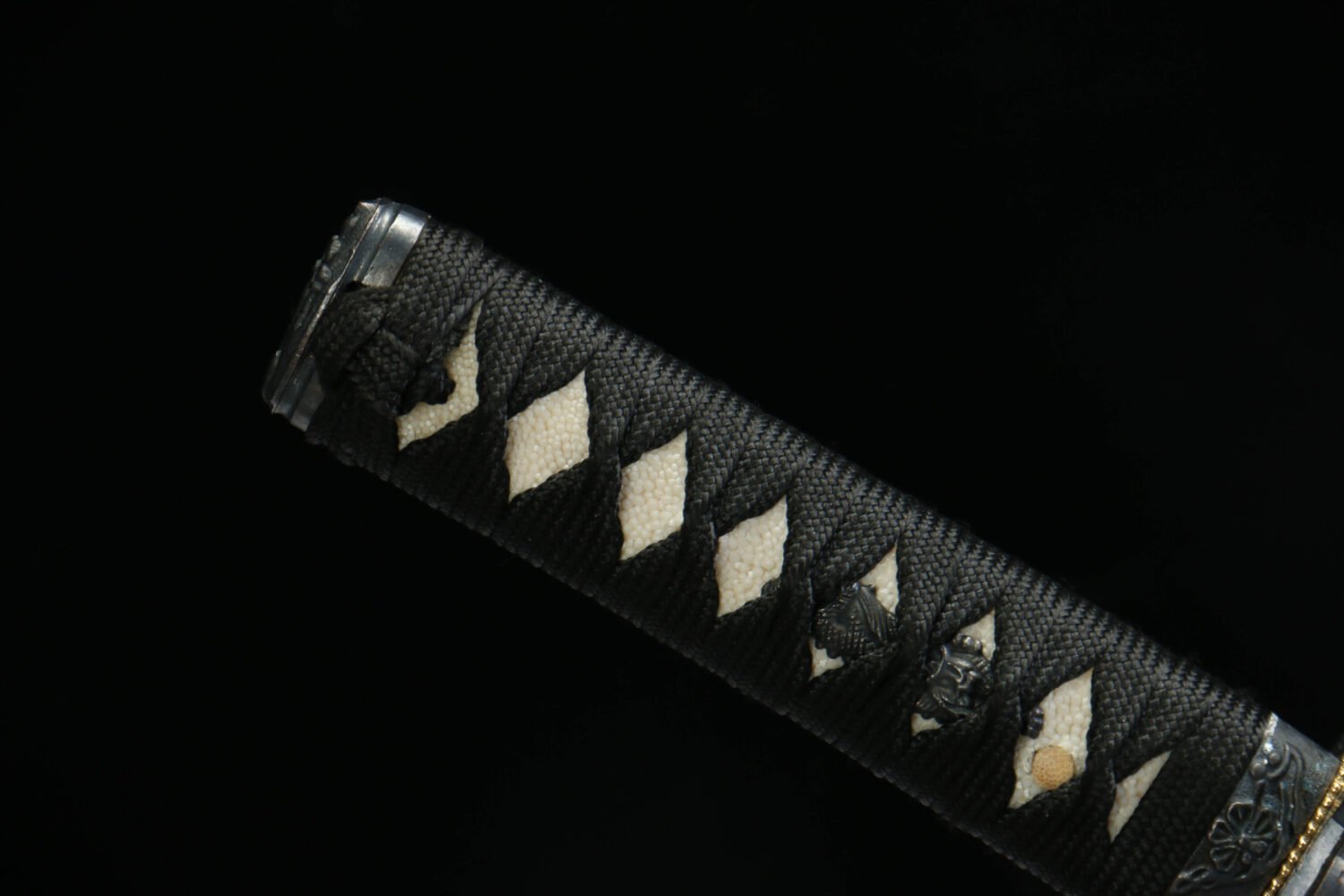 1065 steel - pure handmade Japanese katana - green leather sheath - zinc alloy fittings - red brocade