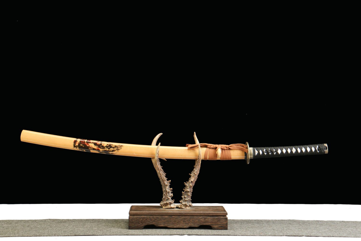 1045 steel - pure hand-forged samurai sword - green leather sheath - zinc alloy harness - black wolf gold pattern