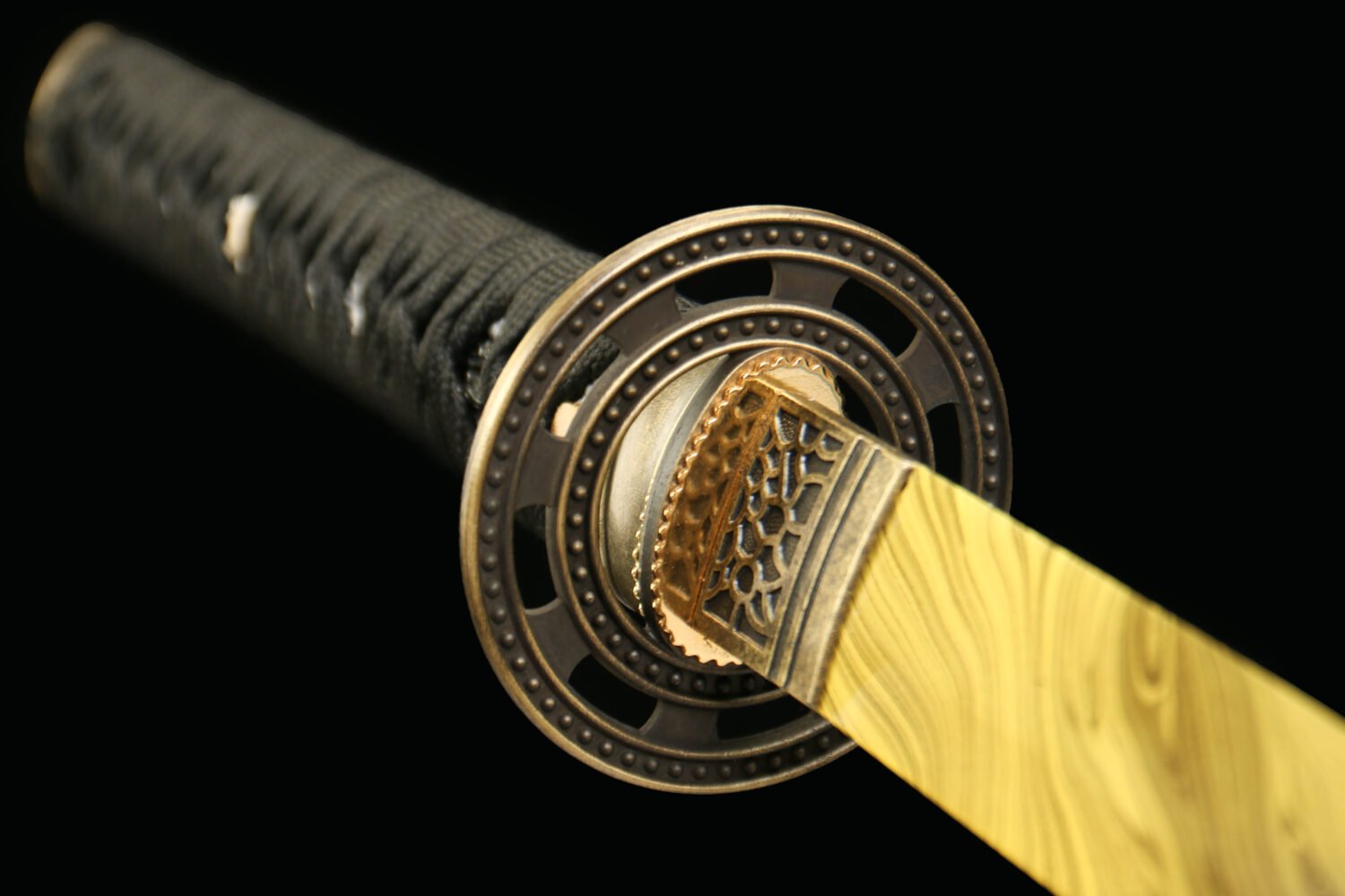 1045 steel - pure hand-forged samurai sword - green leather sheath - zinc alloy harness - black wolf gold pattern