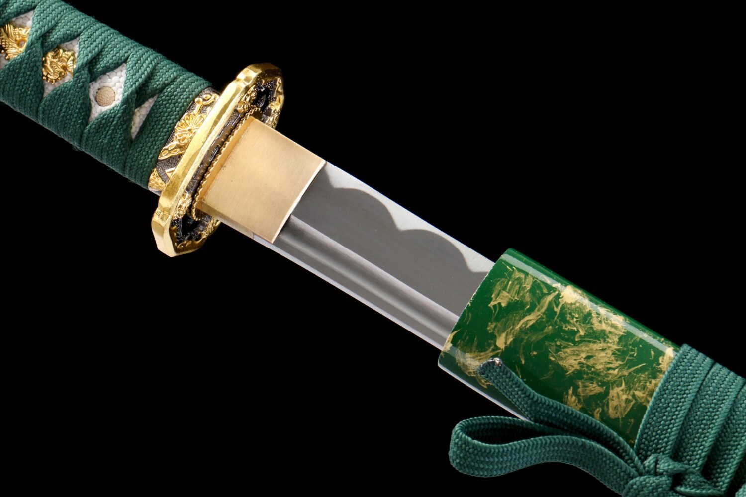 IMG_5776 1065 steel - pure hand-forged samurai sword - iron fittings - green leather sheath - green - emerald gold blade