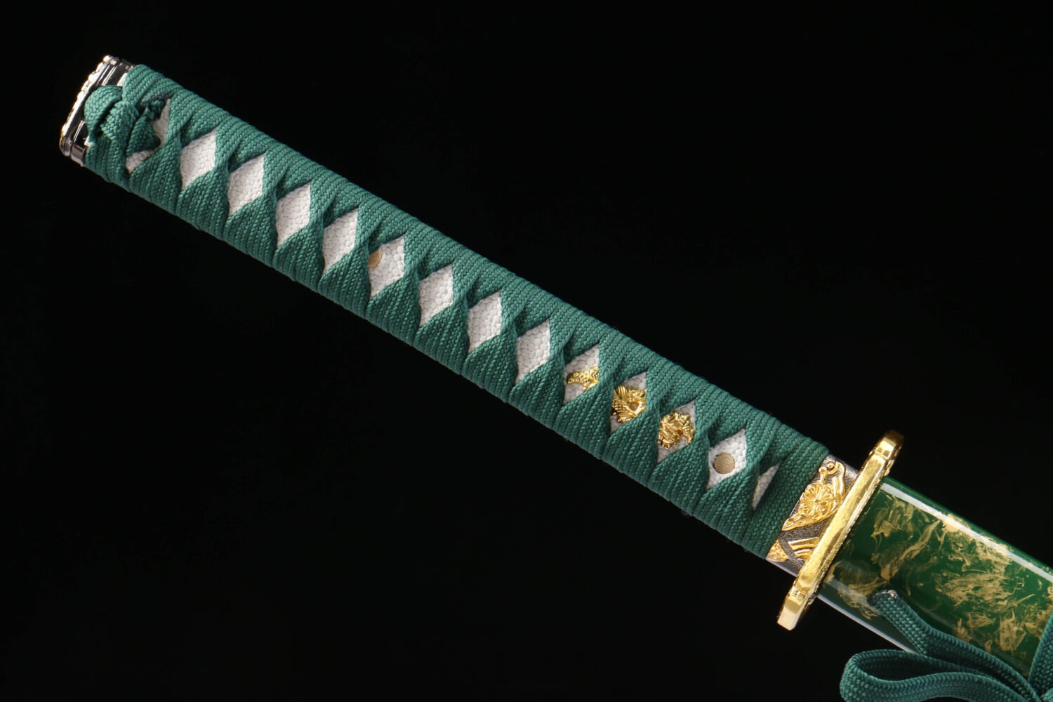 IMG_5778 1065 steel - pure hand-forged samurai sword - iron fittings - green leather sheath - green - emerald gold blade