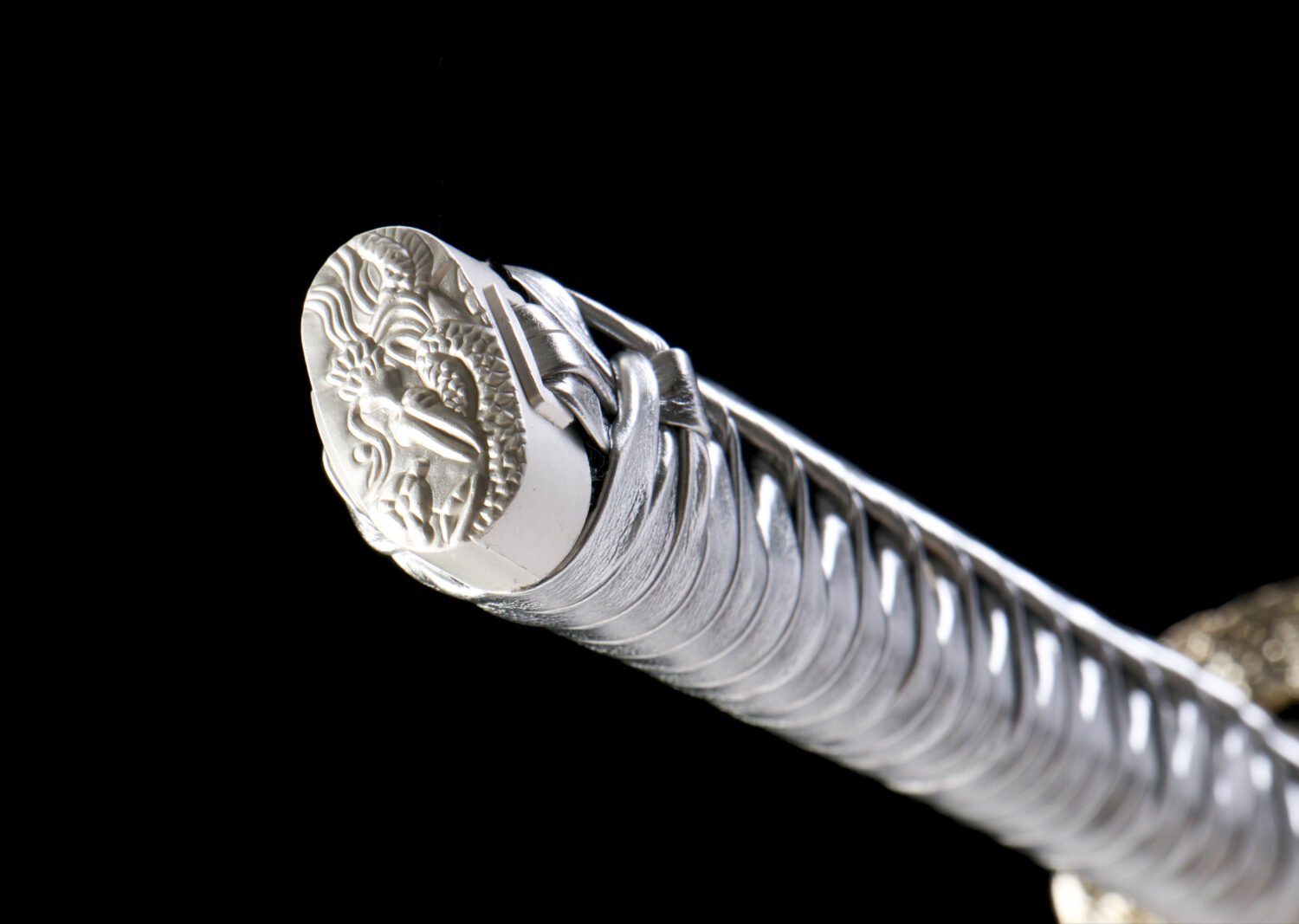 IMG_5808 1065 steel - pure hand-forged samurai sword - iron fittings - green leather sheath - black - silver skeleton