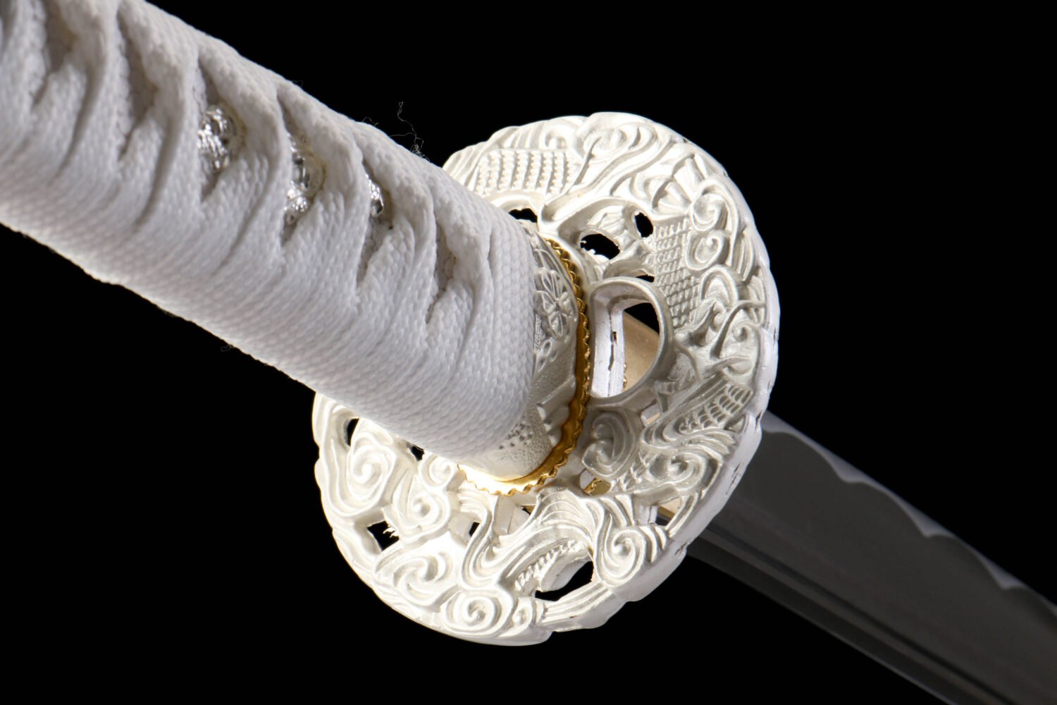 1065 steel - pure handmade Japanese katana - iron fittings - green leather sheath - white - snow