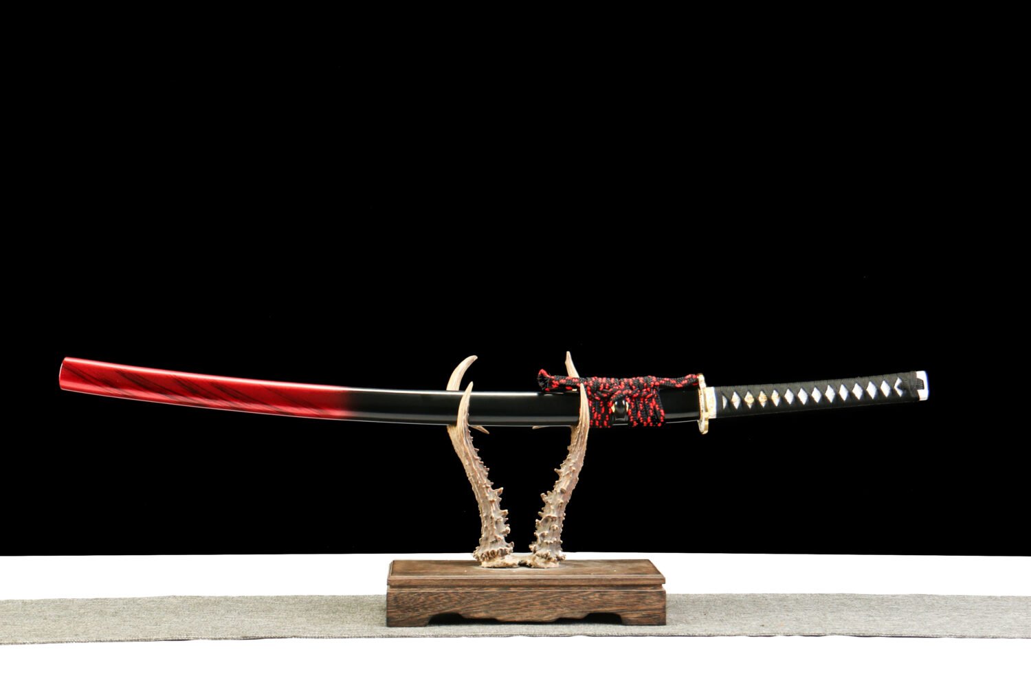 Patterned Steel - Purely Hand-Forged Samurai Sword - Green Leather Scabbard - Zinc Alloy Fittings - Roasted Red - Jinyang