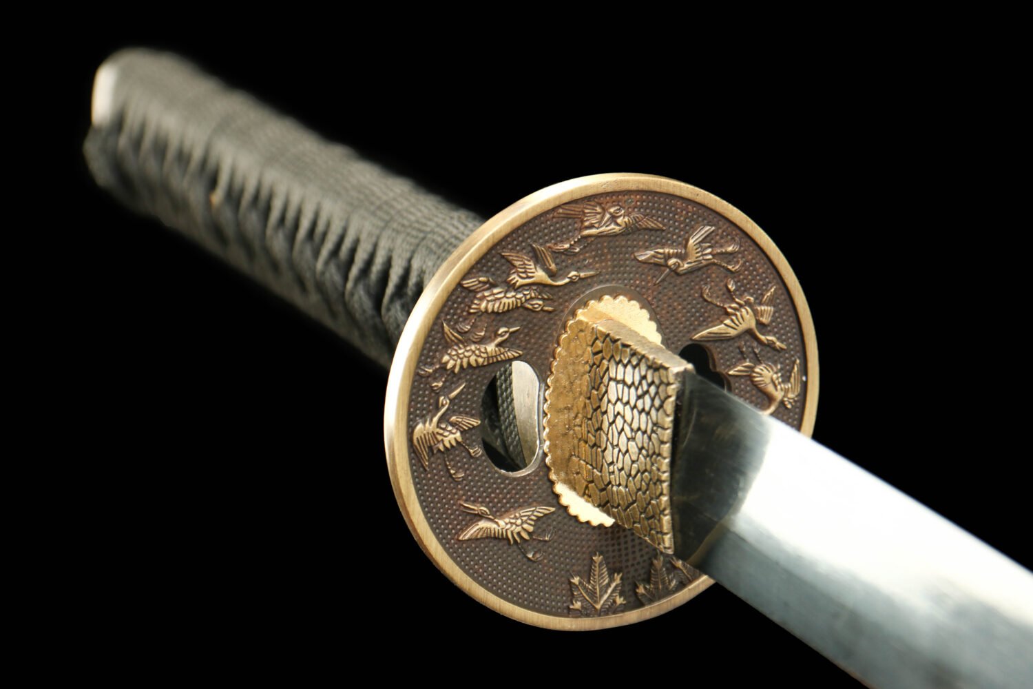 IMG_6073 1065 steel - pure hand-forged samurai sword - green leather sheath - zinc alloy fittings - roasted black - red flame