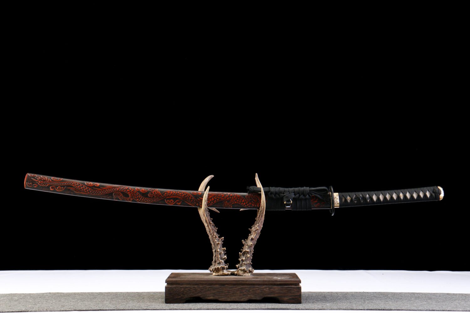 IMG_7886 1065 steel - pure hand-forged samurai sword - green leather sheath - iron equipment - dragon sheath mirror samurai sword - red sky dragon cry